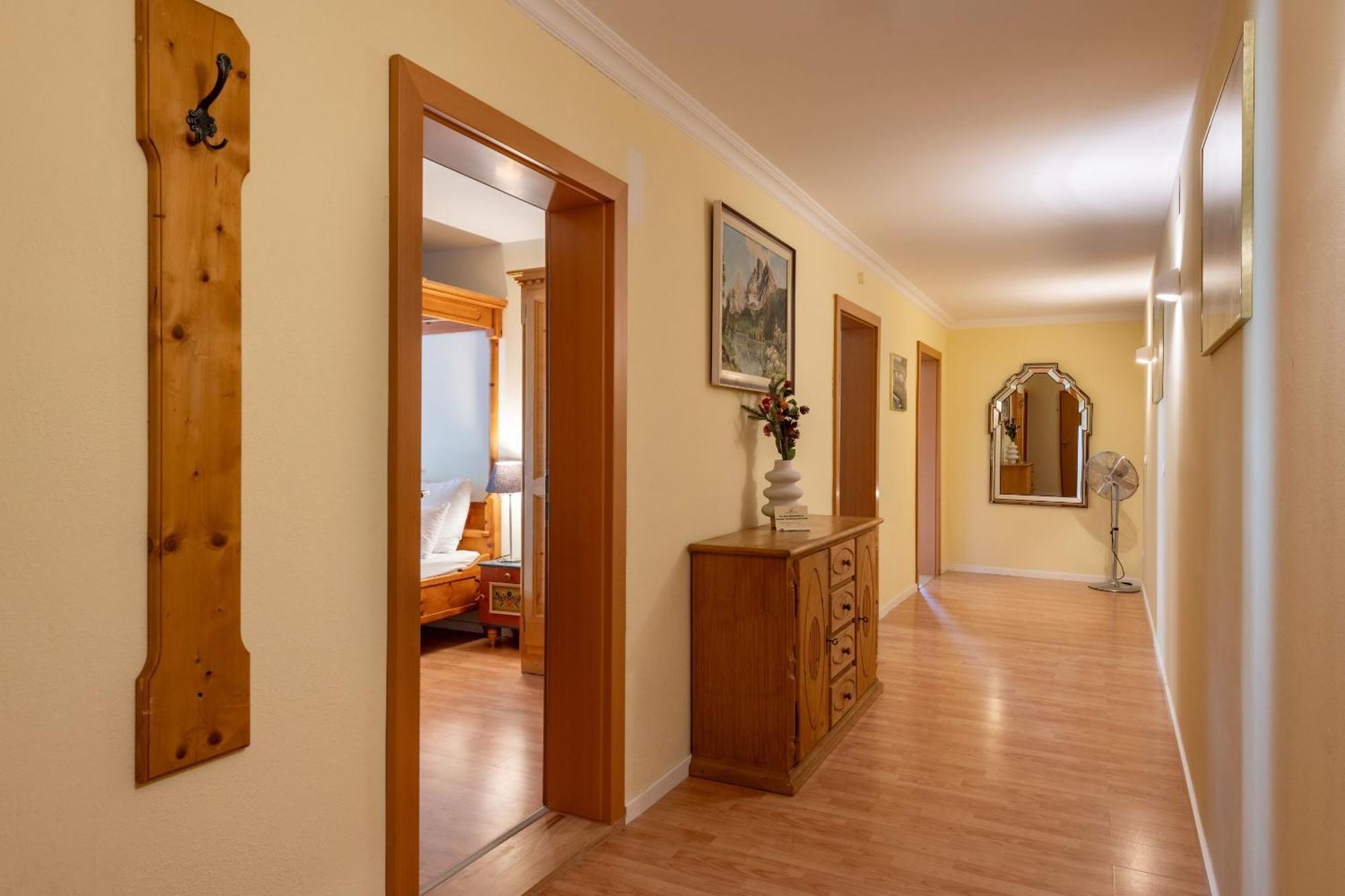 תיירזה Alpenlodge, Ferienwohnung 8 מראה חיצוני תמונה